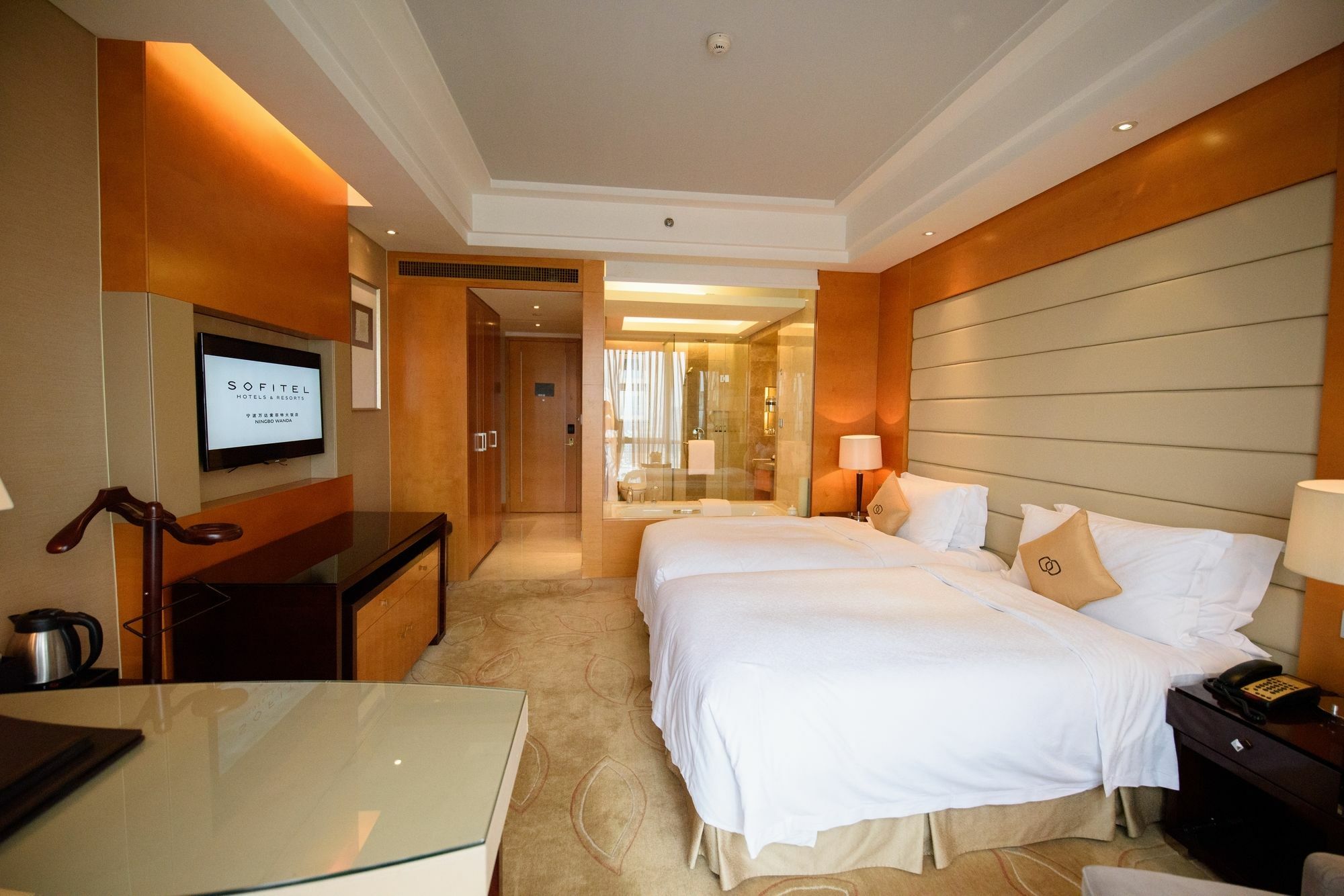 Sofitel Ningbo Hotel Exterior photo